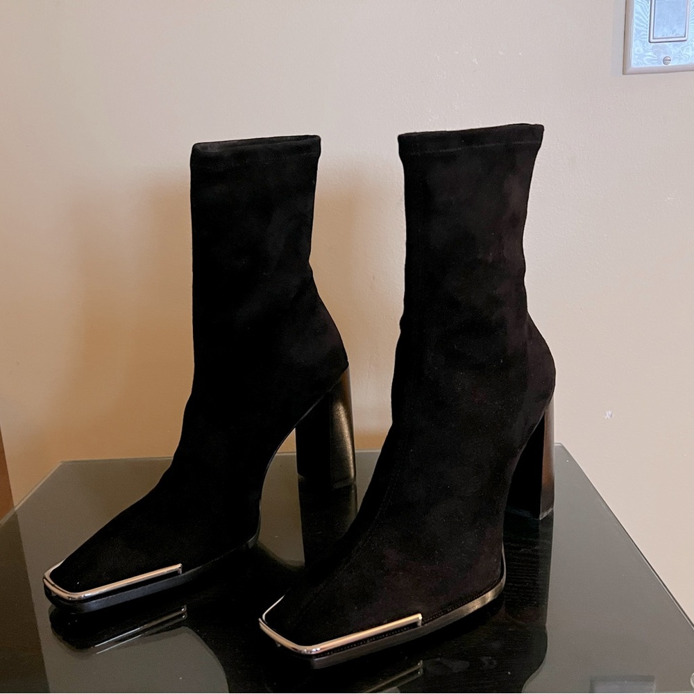 Alexander Wang Never Worn Black Suede Boot - Size 38/8 - 4 Inch Heel